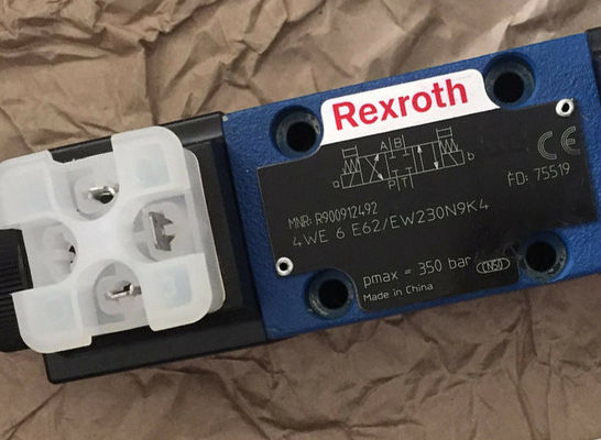 Válvula direccional del carrete de Rexroth R900912492 4WE6E6X/EW230N9K4 4WE6E62/EW230N9K4