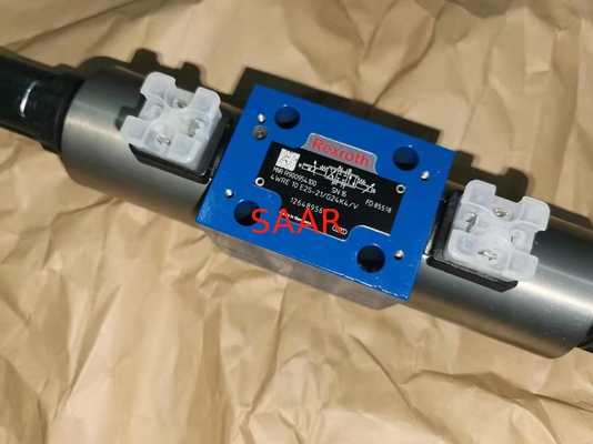 Válvula direccional proporcional de Rexroth R900954100 4WRE10E25-2X/G24K4/V 4WRE10E25-21/G24K4/V