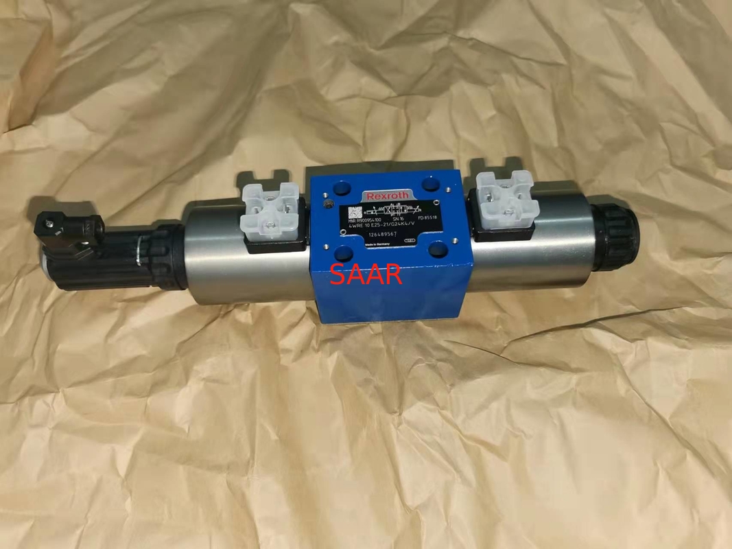 Válvula direccional proporcional de Rexroth R900954100 4WRE10E25-2X/G24K4/V 4WRE10E25-21/G24K4/V